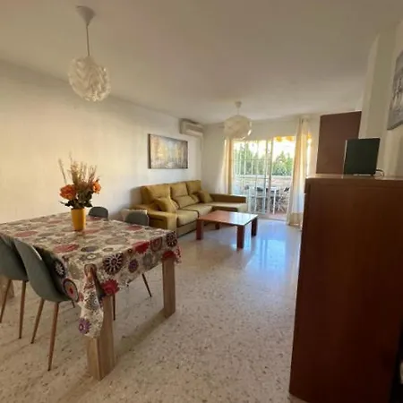 Mefistofeles Zh Apartment *