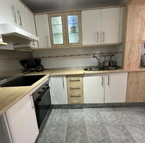 Mefistofeles Zh Apartment Málaga